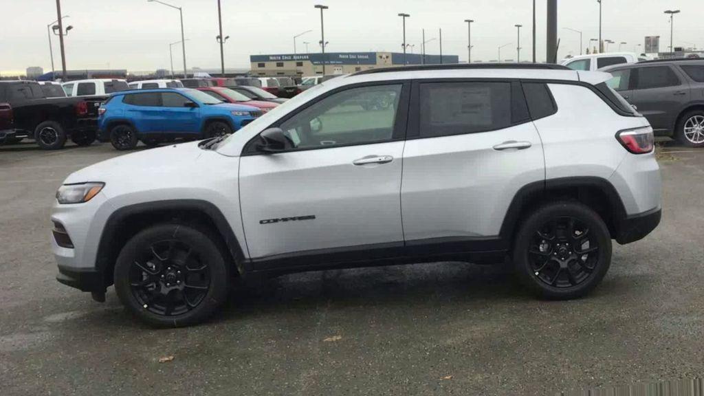 new 2026 Jeep Compass car, priced at $33,592