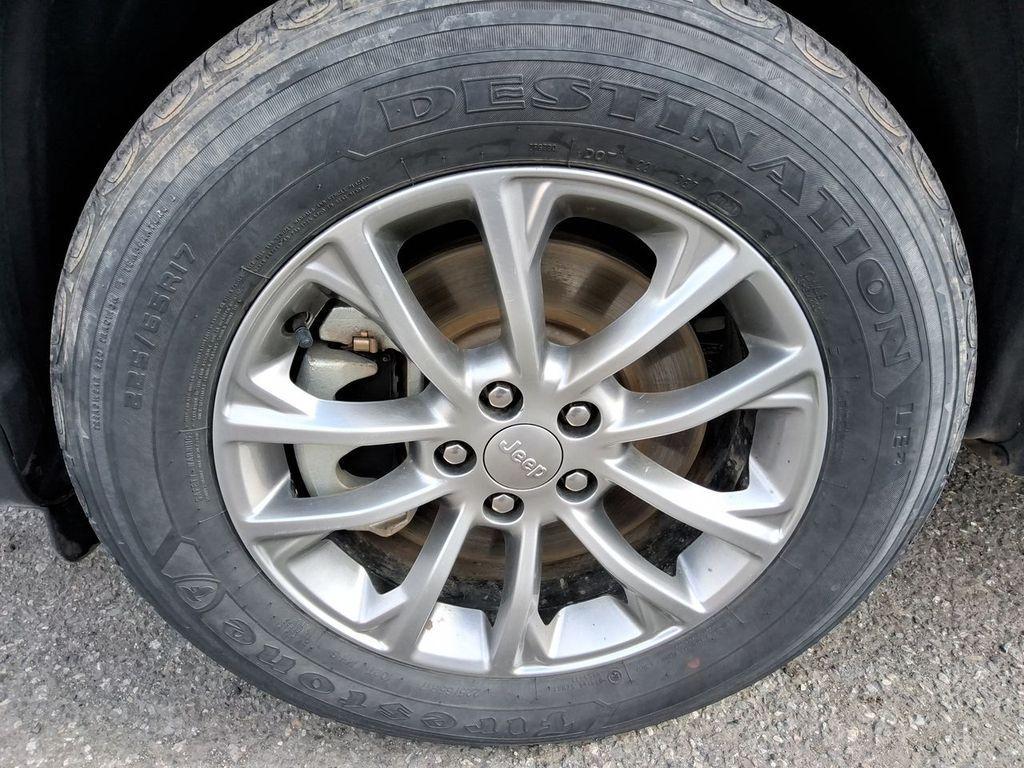 used 2022 Jeep Cherokee car