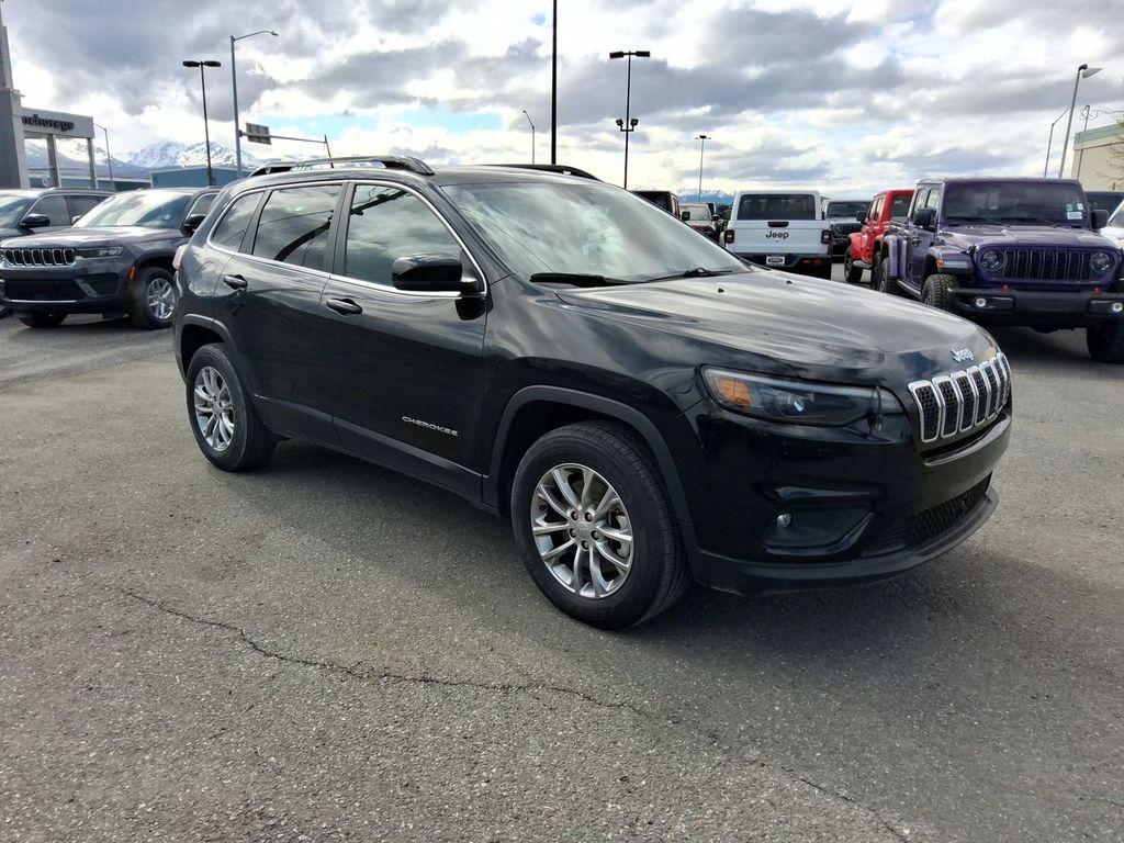 used 2022 Jeep Cherokee car