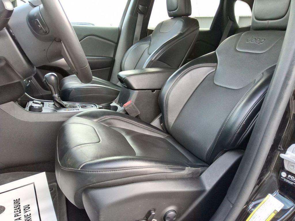 used 2022 Jeep Cherokee car