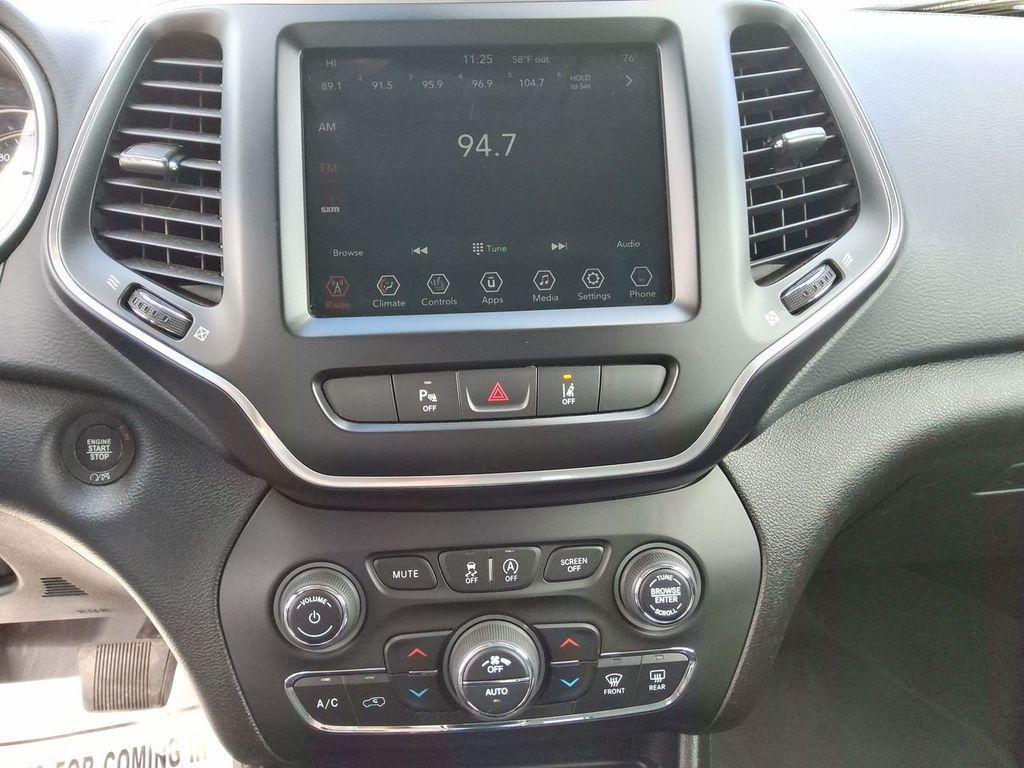 used 2022 Jeep Cherokee car