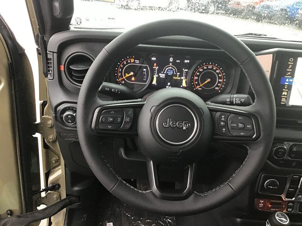 new 2025 Jeep Gladiator car, priced at $49,133