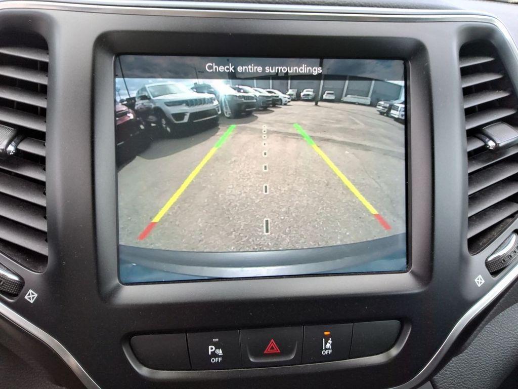 used 2022 Jeep Cherokee car