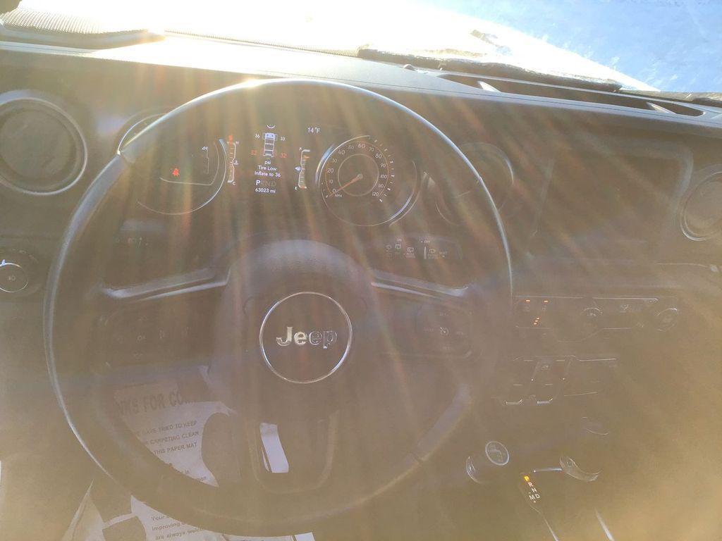 used 2022 Jeep Wrangler Unlimited car, priced at $27,775