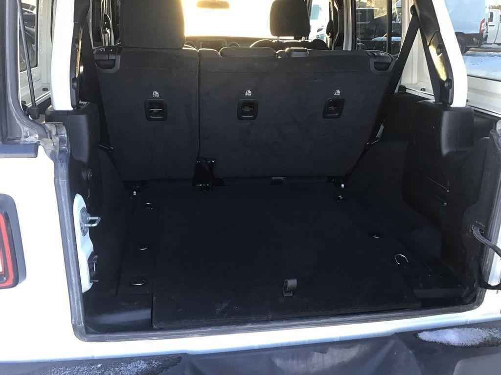 used 2022 Jeep Wrangler Unlimited car, priced at $27,775