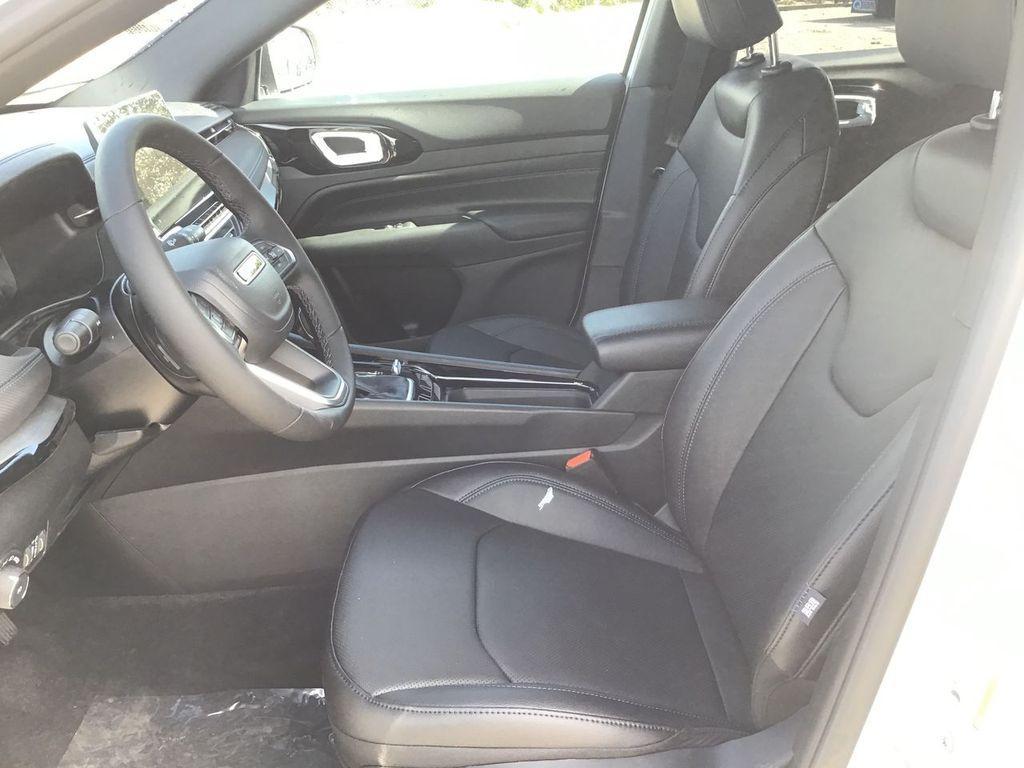 new 2025 Jeep Compass car, priced at $34,780