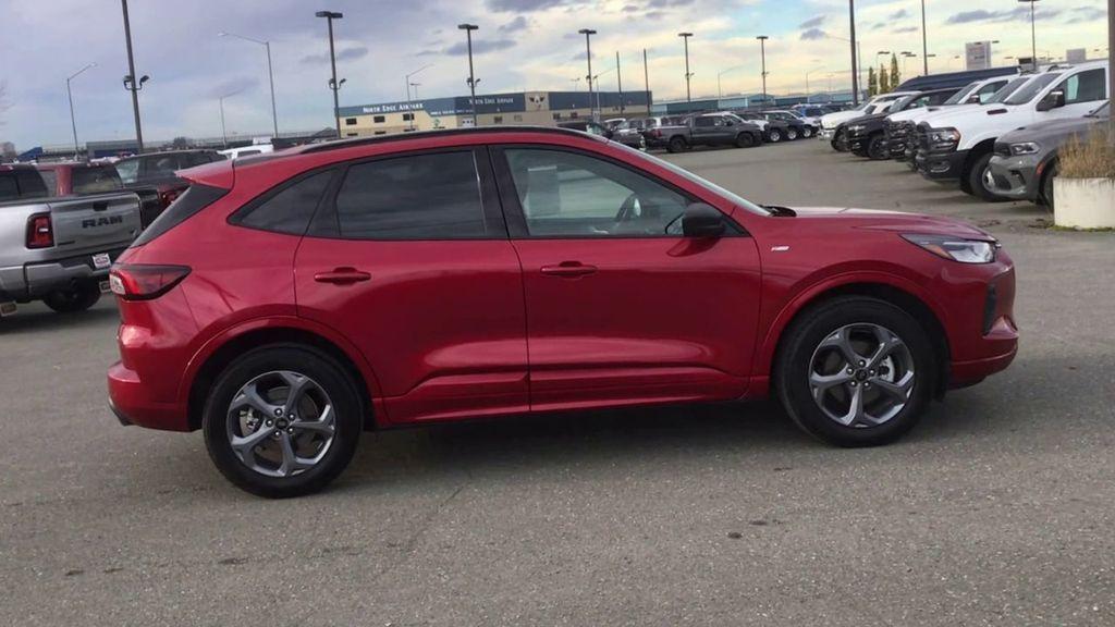 used 2024 Ford Escape car