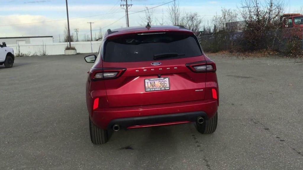 used 2024 Ford Escape car