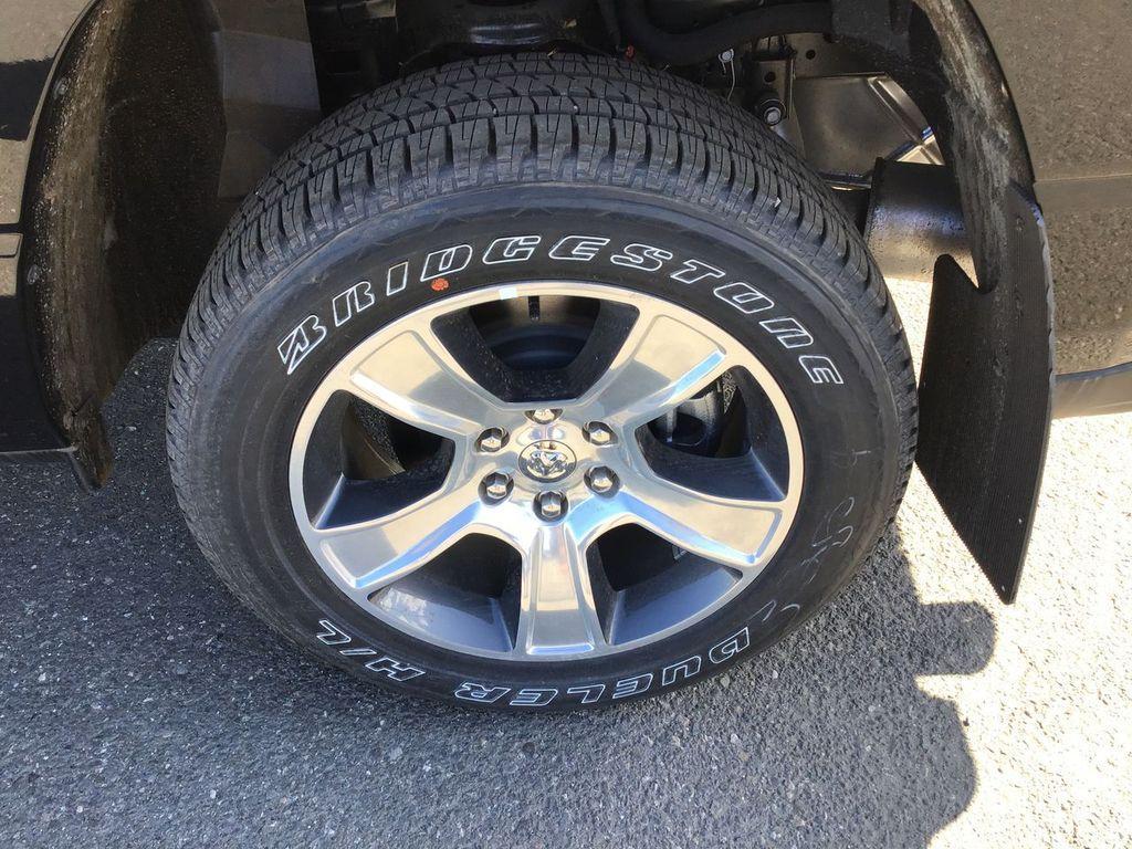 2025 Diamond Black RAM 1500