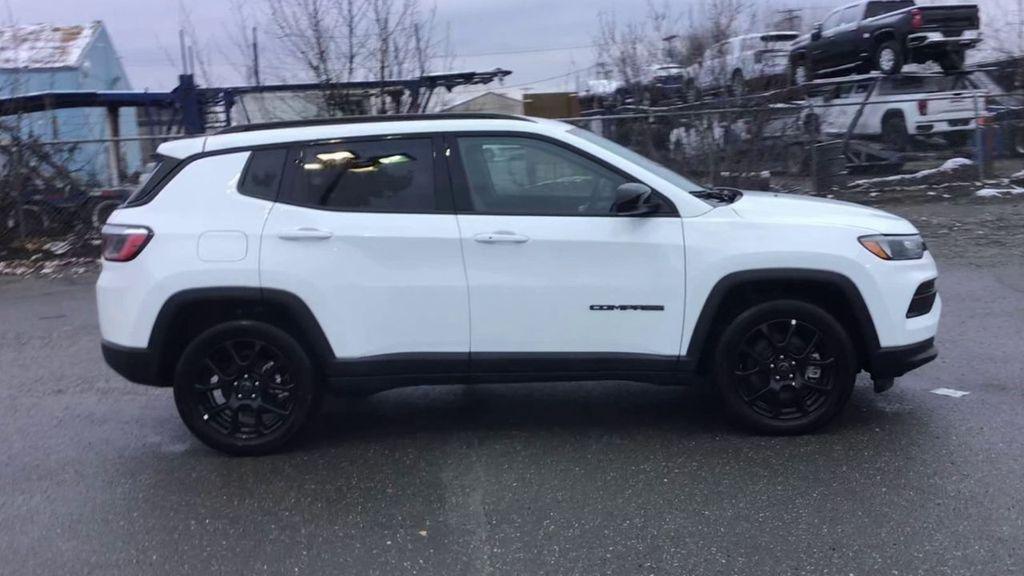 new 2026 Jeep Compass car, priced at $33,044