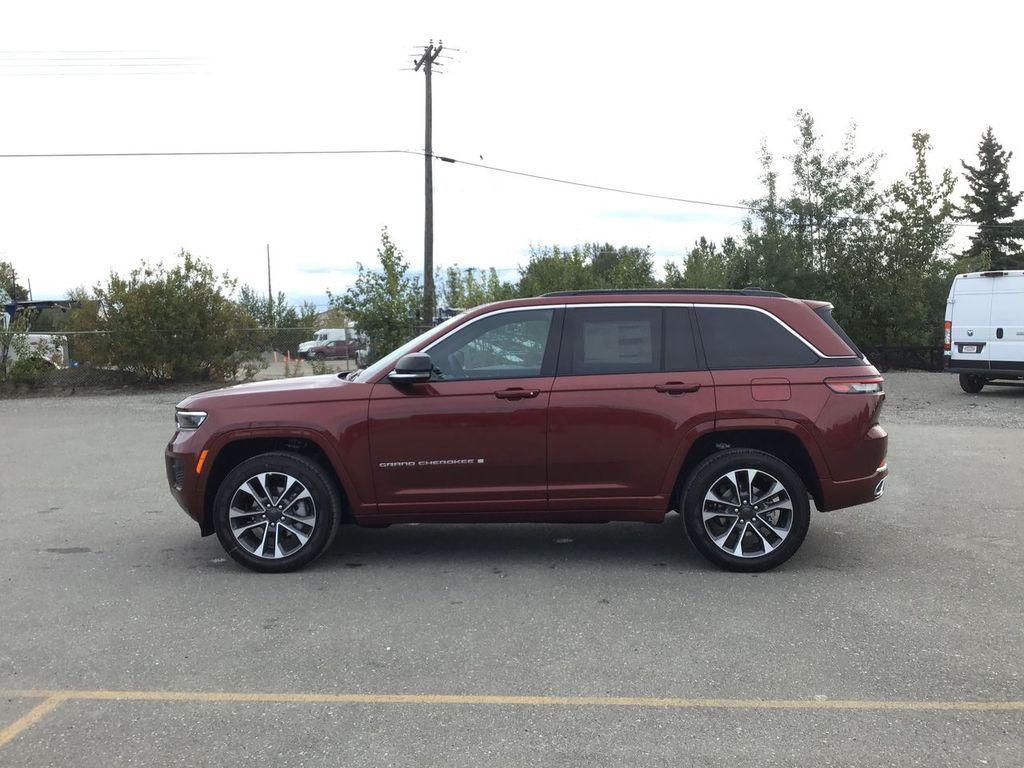new 2025 Jeep Grand Cherokee car, priced at $53,120