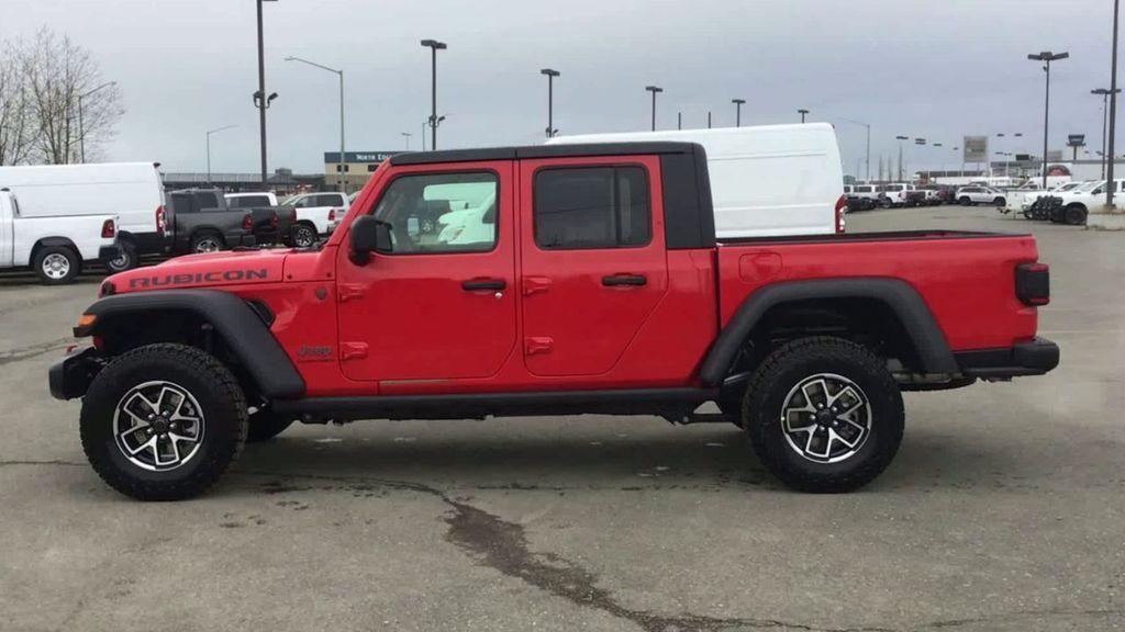 new 2025 Jeep Gladiator car, priced at $51,133