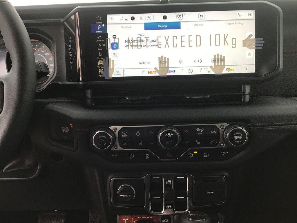 new 2025 Jeep Gladiator car, priced at $51,133