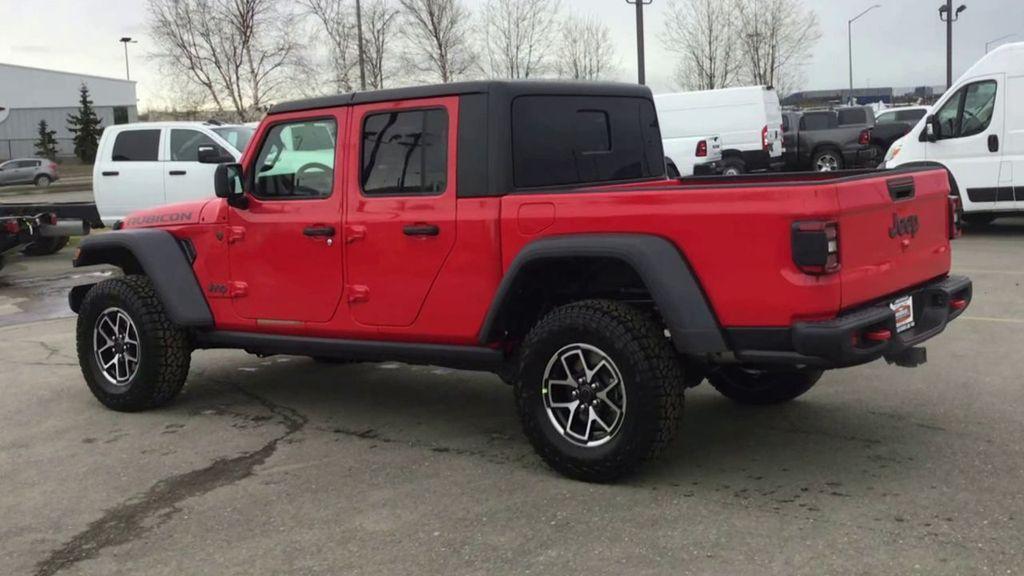 new 2025 Jeep Gladiator car, priced at $51,133