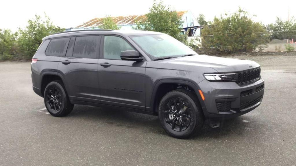 new 2025 Jeep Grand Cherokee L car, priced at $41,474