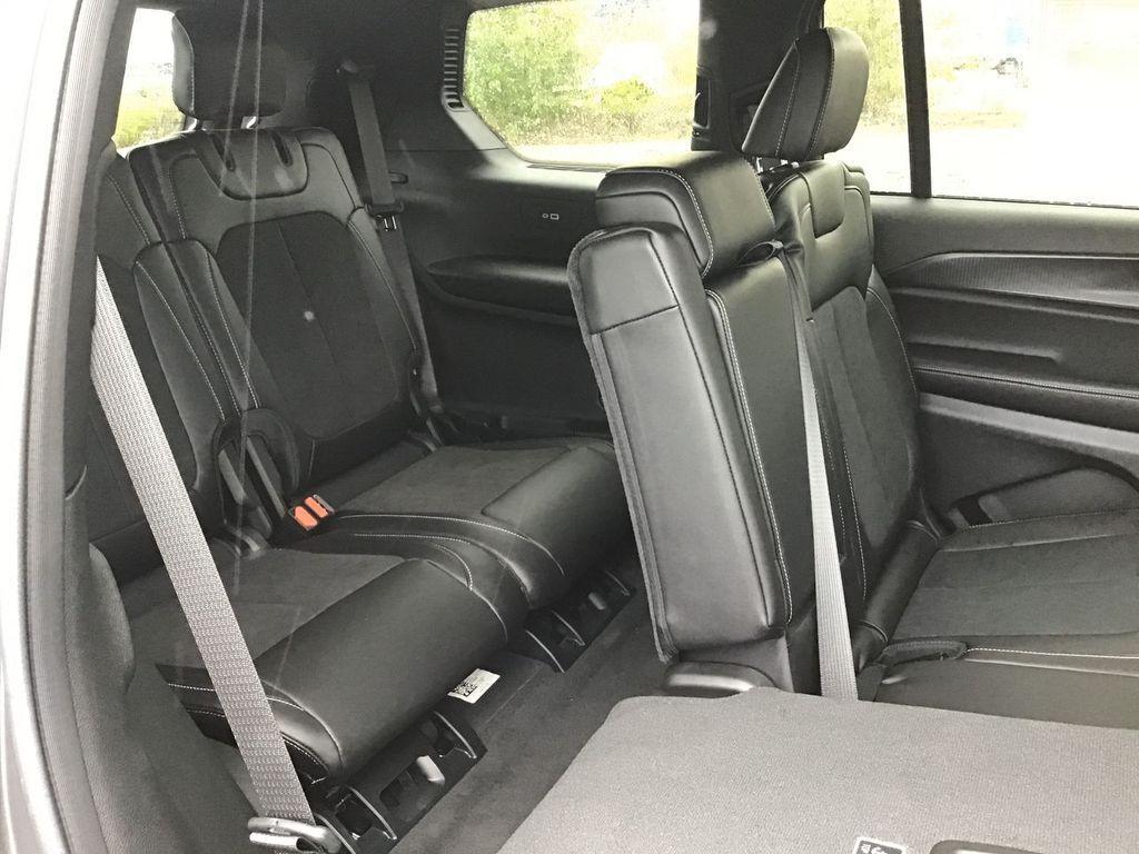 new 2025 Jeep Grand Cherokee L car, priced at $41,474