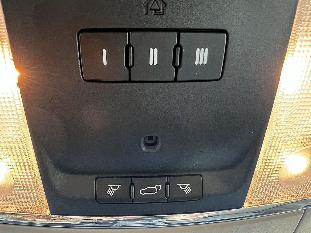 used 2015 Jeep Grand Cherokee car, priced at $13,930