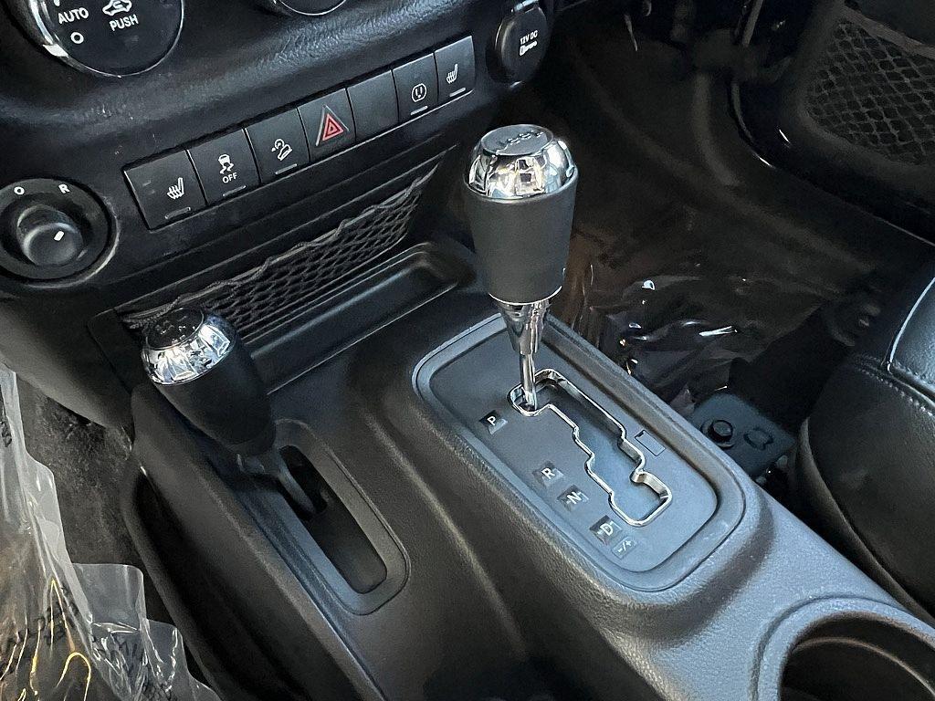 used 2015 Jeep Wrangler Unlimited car, priced at $15,411