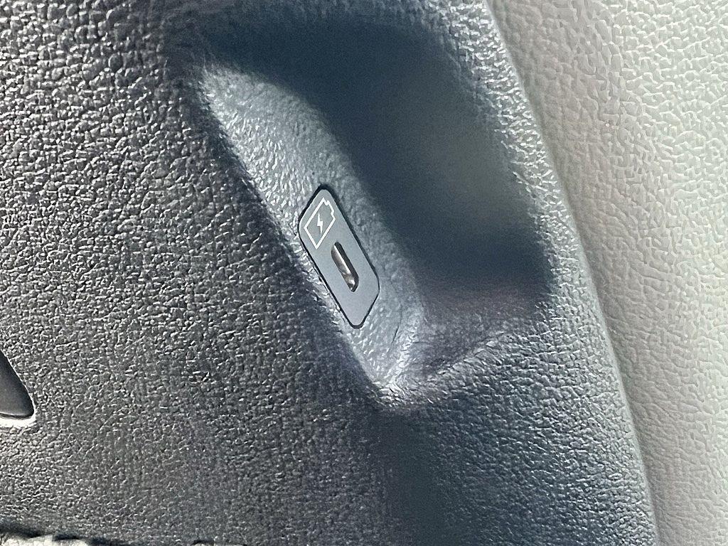 used 2023 Kia Telluride car, priced at $32,932