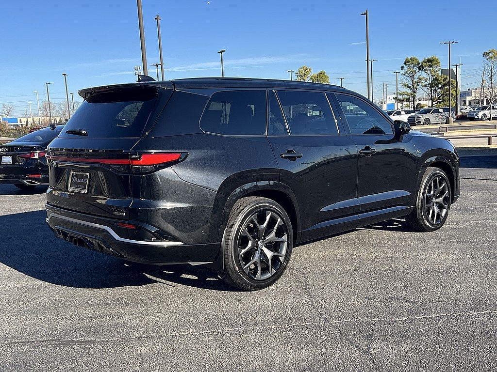 new 2026 Lexus TX 500h car, priced at $76,688