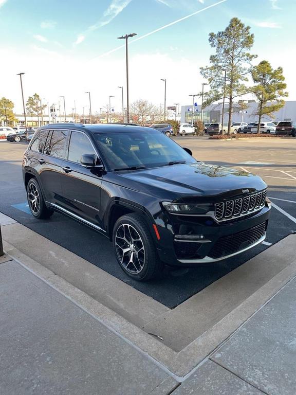 used 2022 Jeep Grand Cherokee car, priced at $35,411