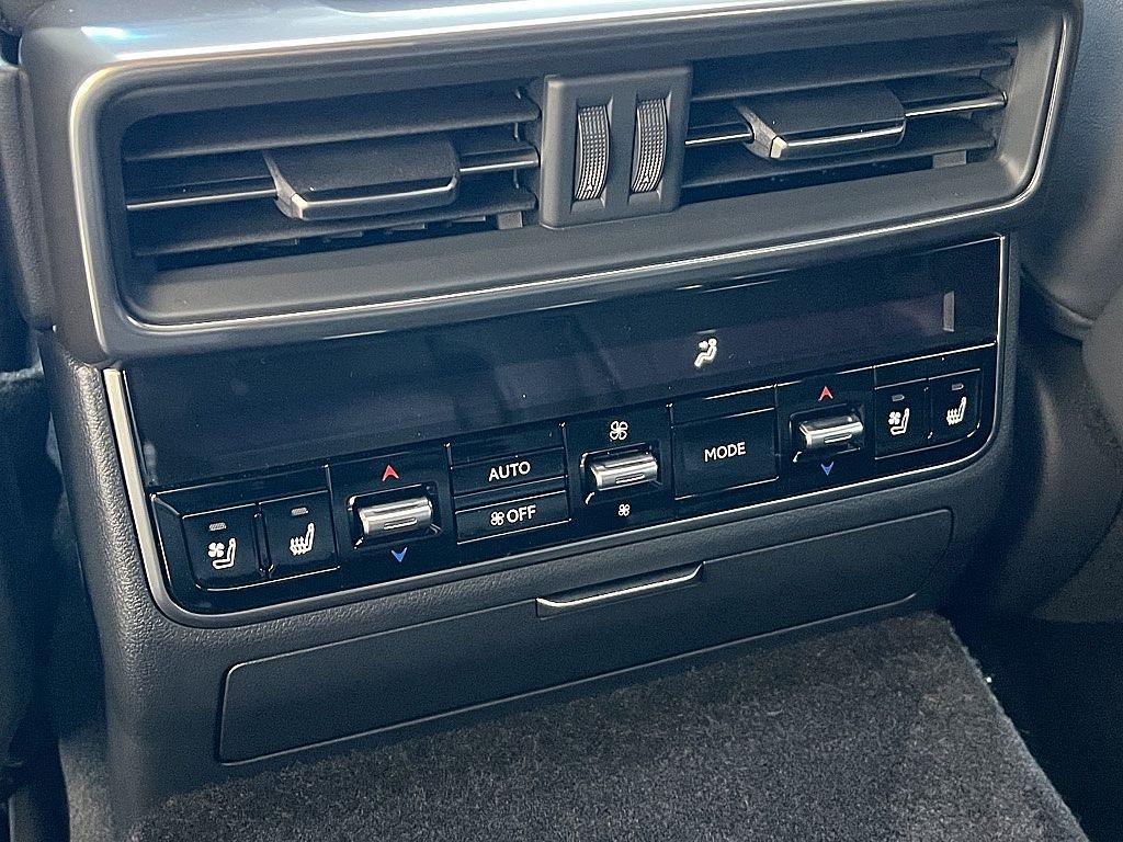 new 2025 Lexus LX 700h car, priced at $123,422