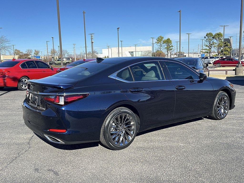 new 2025 Lexus ES 350 car, priced at $55,940