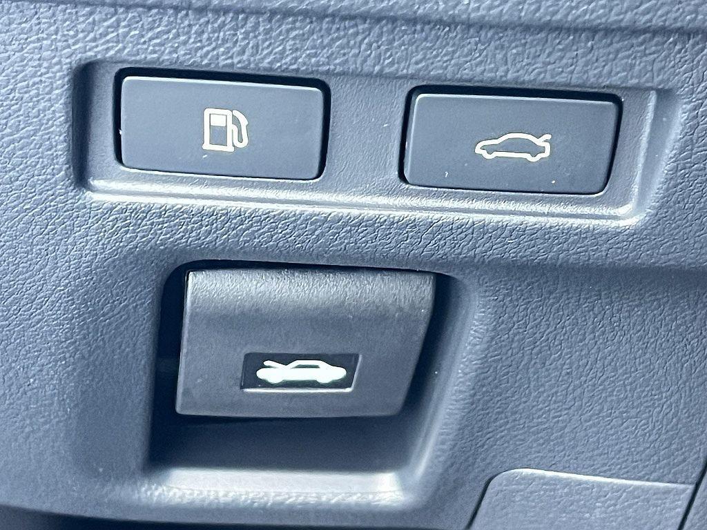 new 2025 Lexus ES 350 car, priced at $55,940