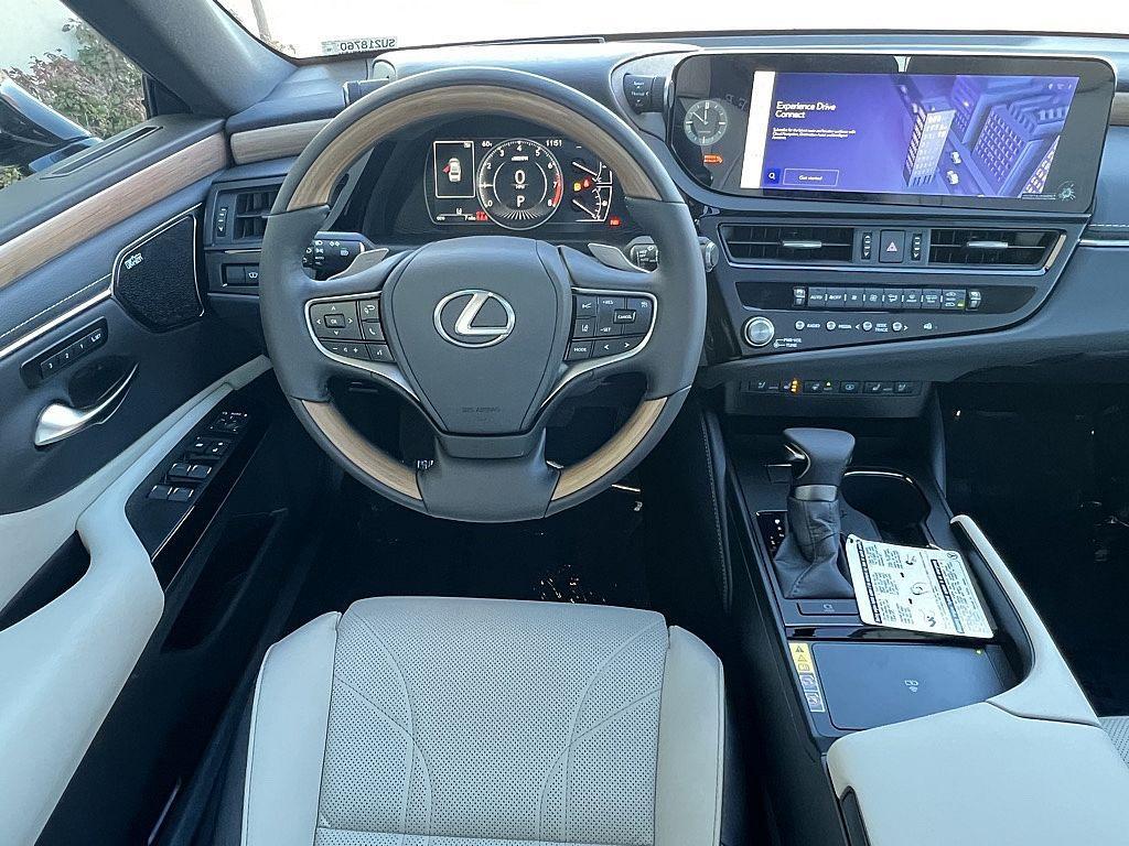 new 2025 Lexus ES 350 car, priced at $55,940