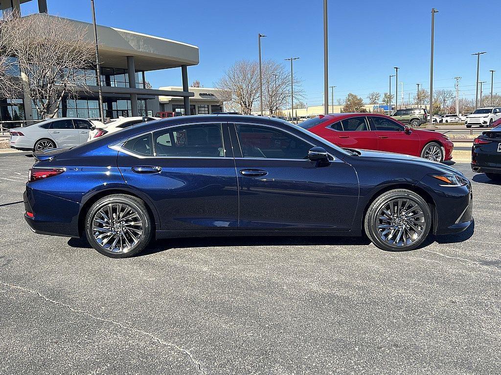 new 2025 Lexus ES 350 car, priced at $55,940