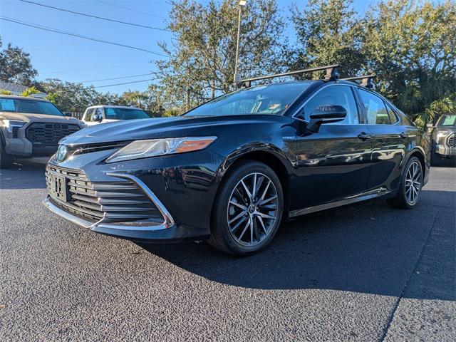 used 2021 Toyota Camry Hybrid car, priced at $21,086
