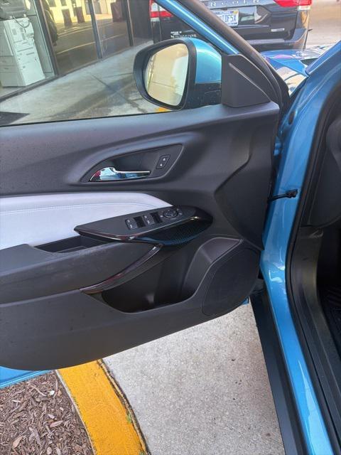 used 2025 Chevrolet Trax car, priced at $18,998