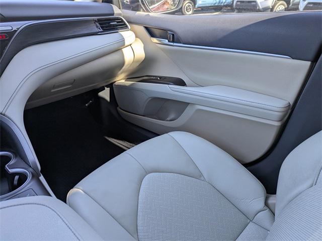 used 2022 Toyota Camry Hybrid car, priced at $24,957