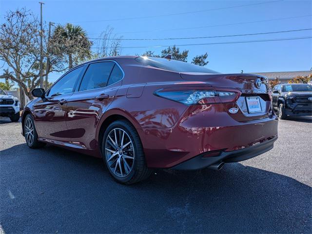used 2022 Toyota Camry Hybrid car, priced at $24,957