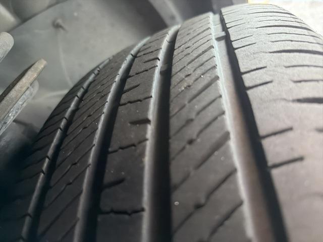 used 2008 Saturn Outlook car, priced at $4,998