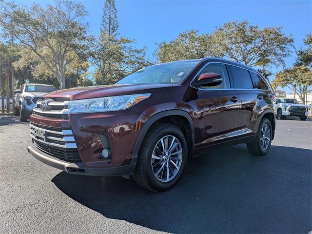 used 2018 Toyota Highlander car, priced at $22,499