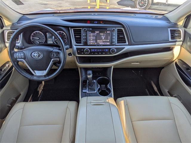 used 2018 Toyota Highlander car, priced at $22,499
