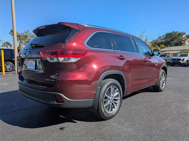 used 2018 Toyota Highlander car, priced at $22,499