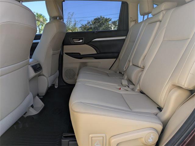 used 2018 Toyota Highlander car, priced at $22,499