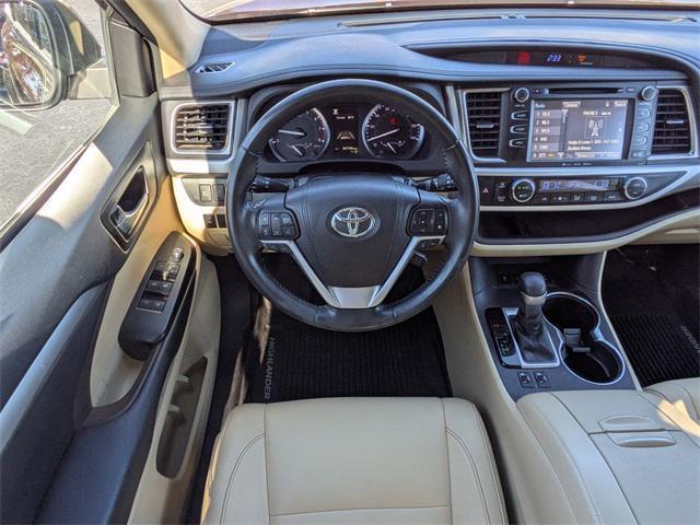 used 2018 Toyota Highlander car, priced at $22,499