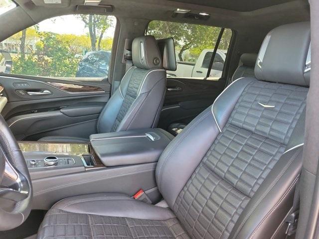 used 2023 Cadillac Escalade ESV car, priced at $81,995