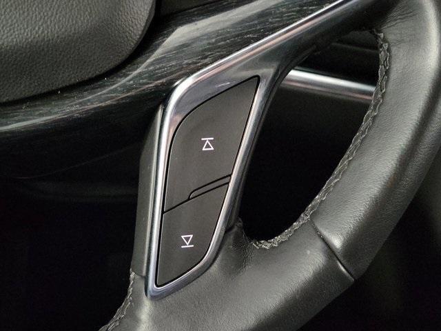 used 2022 Cadillac XT5 car, priced at $29,695