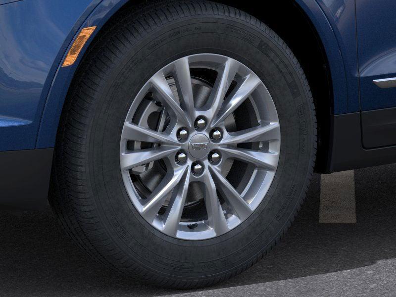 new 2025 Cadillac XT5 car, priced at $45,590