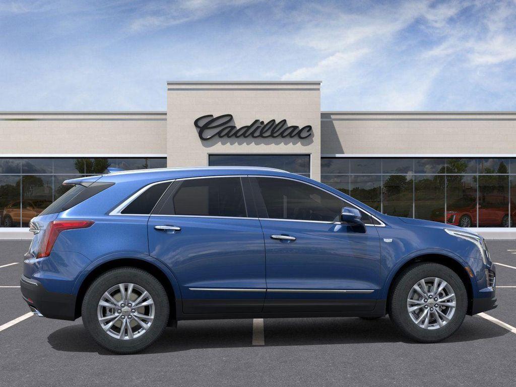 new 2025 Cadillac XT5 car, priced at $45,590