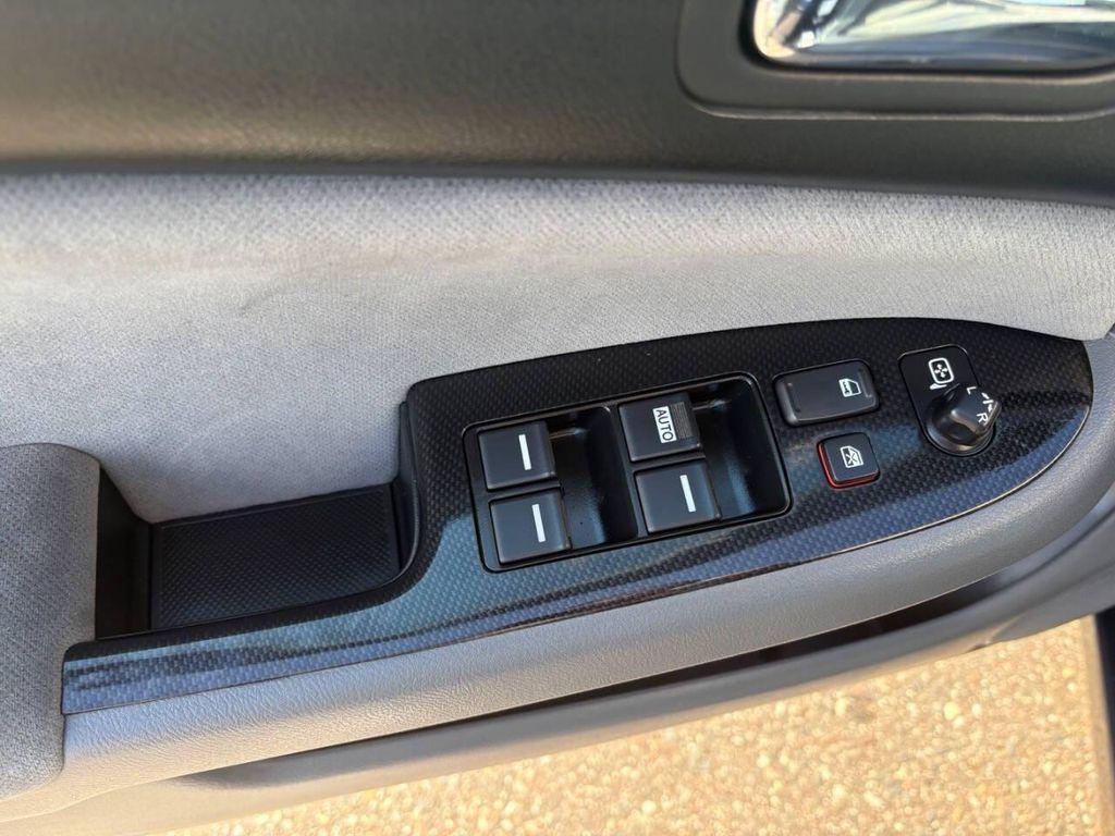 used 2006 Honda Accord car, priced at $11,111