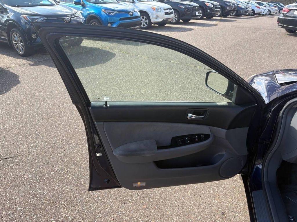 used 2006 Honda Accord car, priced at $11,111