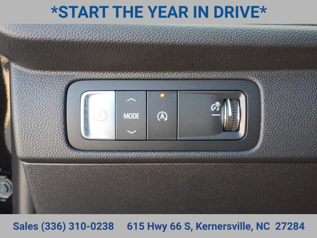 new 2026 Chevrolet Traverse car, priced at $39,920