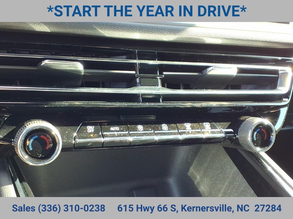 new 2026 Chevrolet Traverse car, priced at $39,920