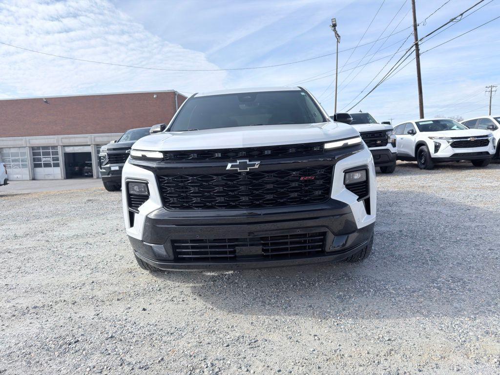 used 2025 Chevrolet Traverse car, priced at $46,700