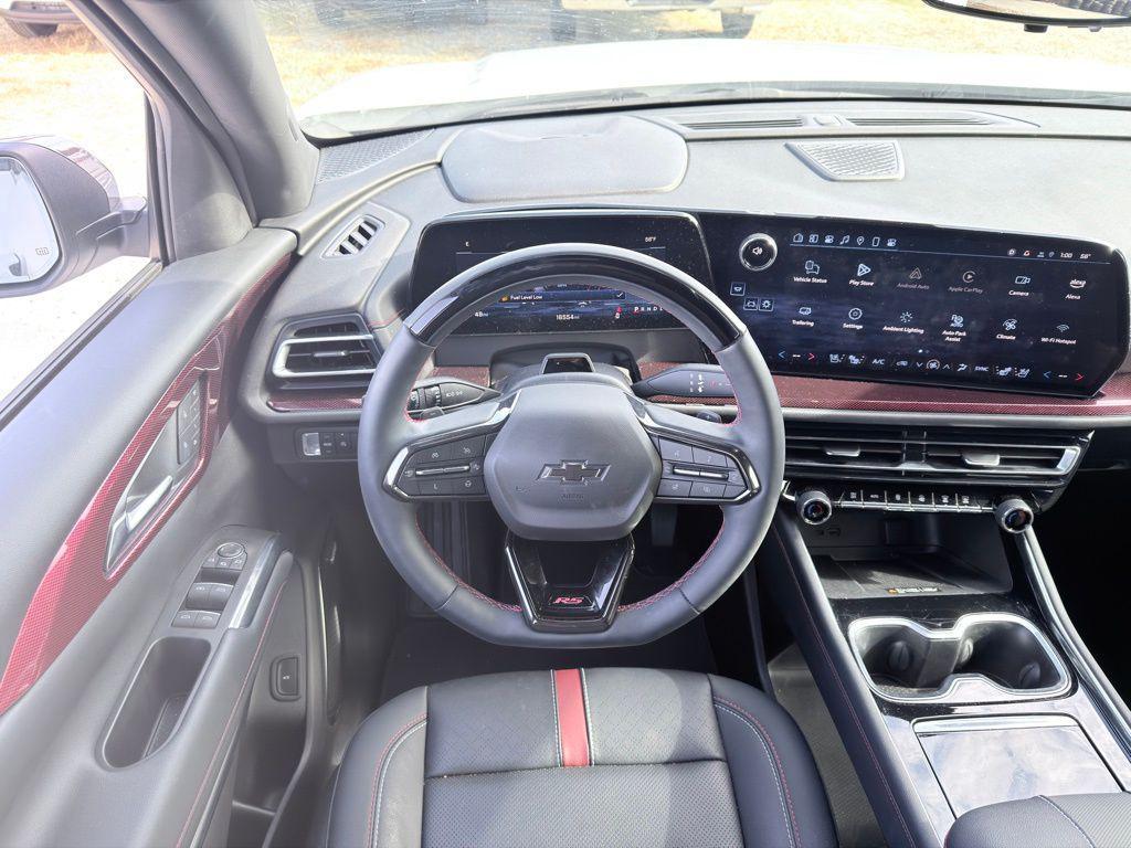 used 2025 Chevrolet Traverse car, priced at $46,700